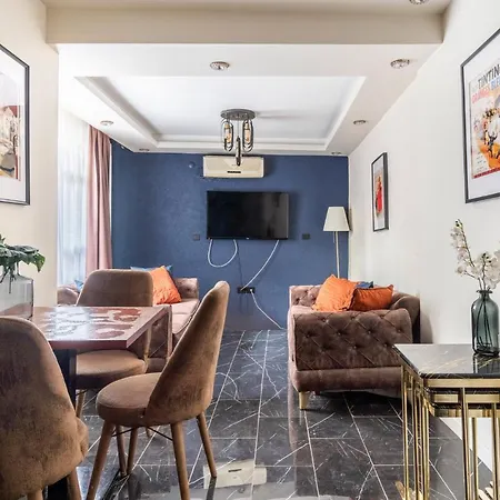 Stylish Flat W Jacuzzi 5 Min To Nisantasi *