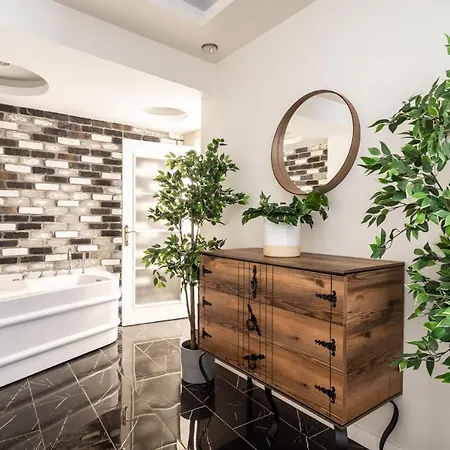 Apartment Stylish Flat W Jacuzzi 5 Min To Nisantasi *