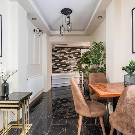 Stylish Flat W Jacuzzi 5 Min To Nisantasi Apartment